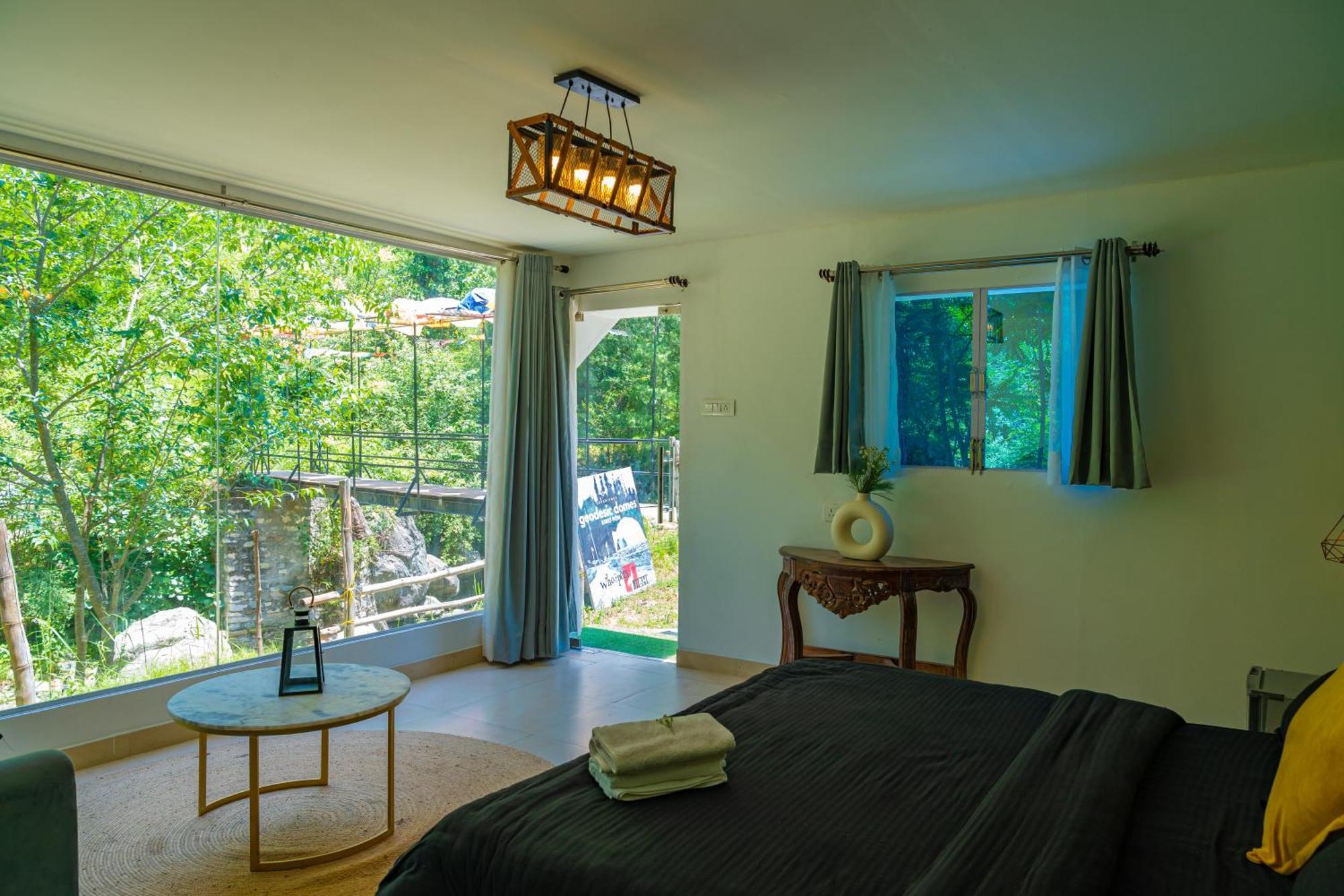 Whoopers Boutique Resort Jibhi Luaran gambar