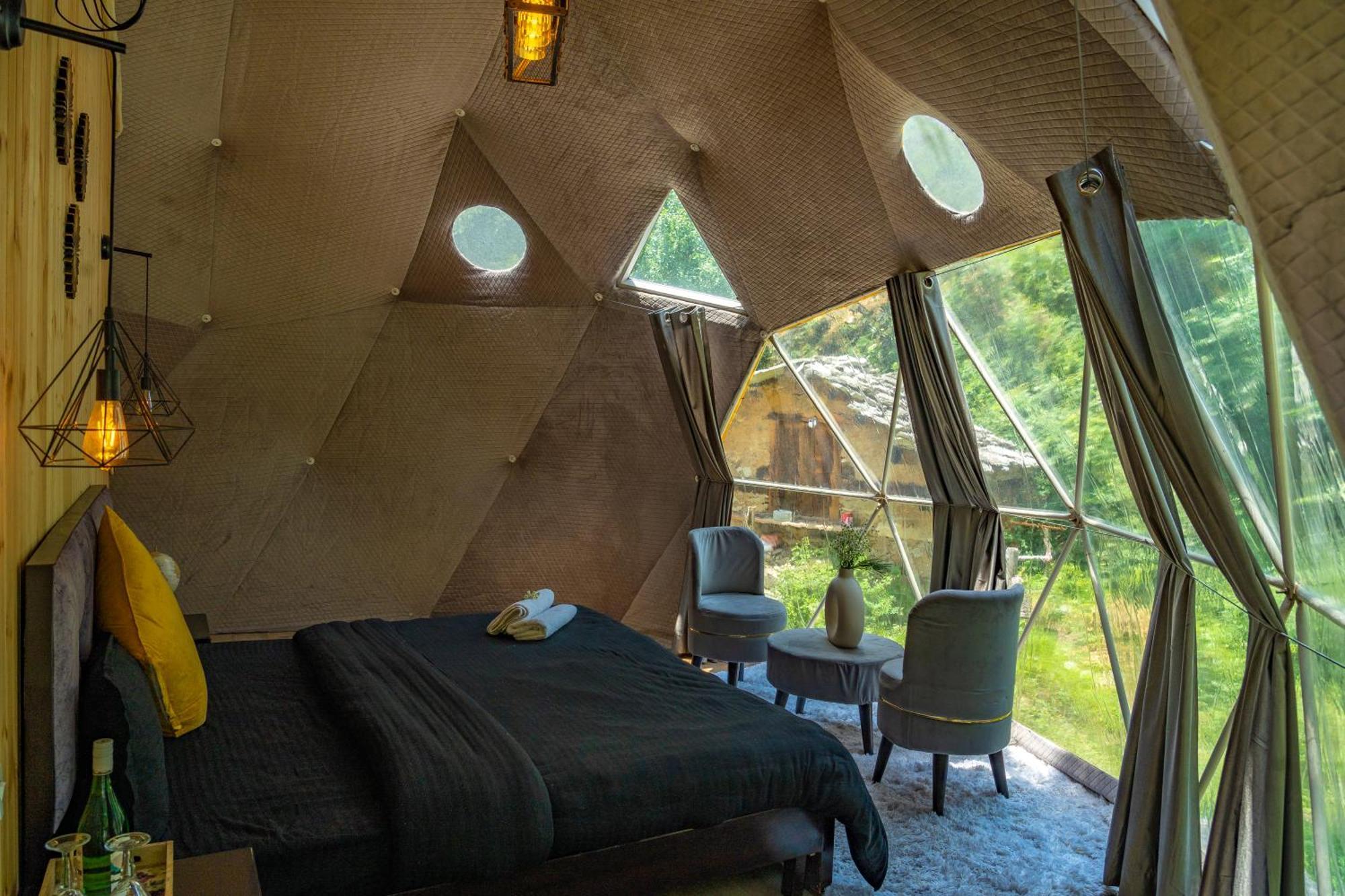 Whoopers Boutique Resort Jibhi Luaran gambar