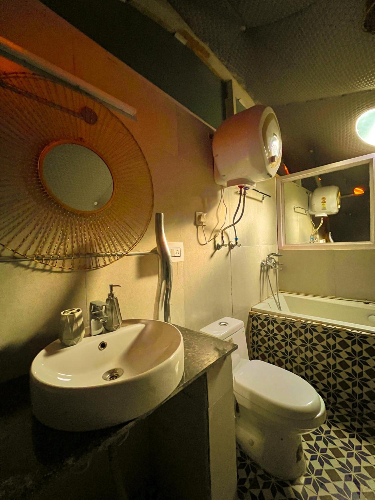 Whoopers Boutique Resort Jibhi Luaran gambar