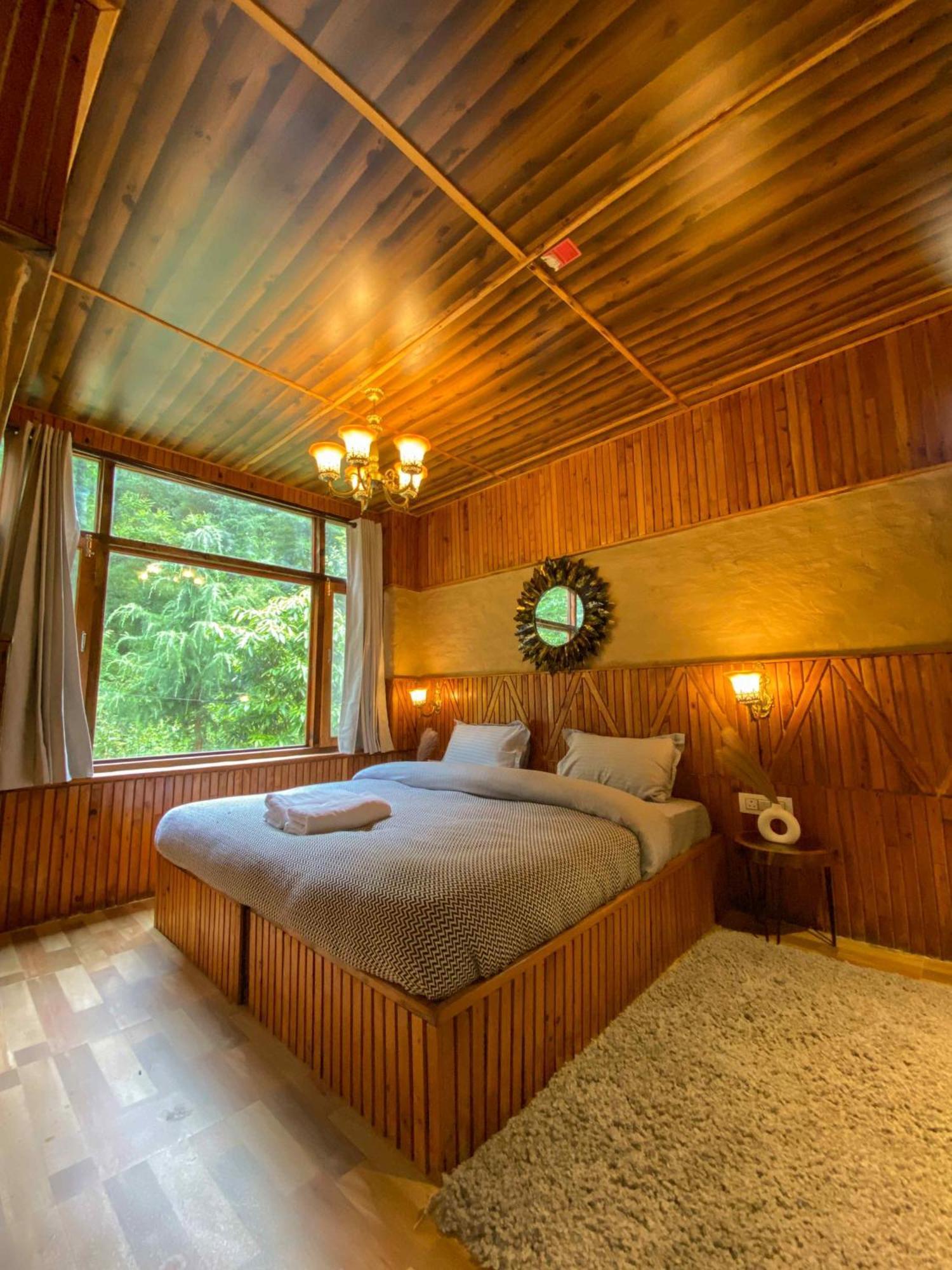 Whoopers Boutique Resort Jibhi Luaran gambar