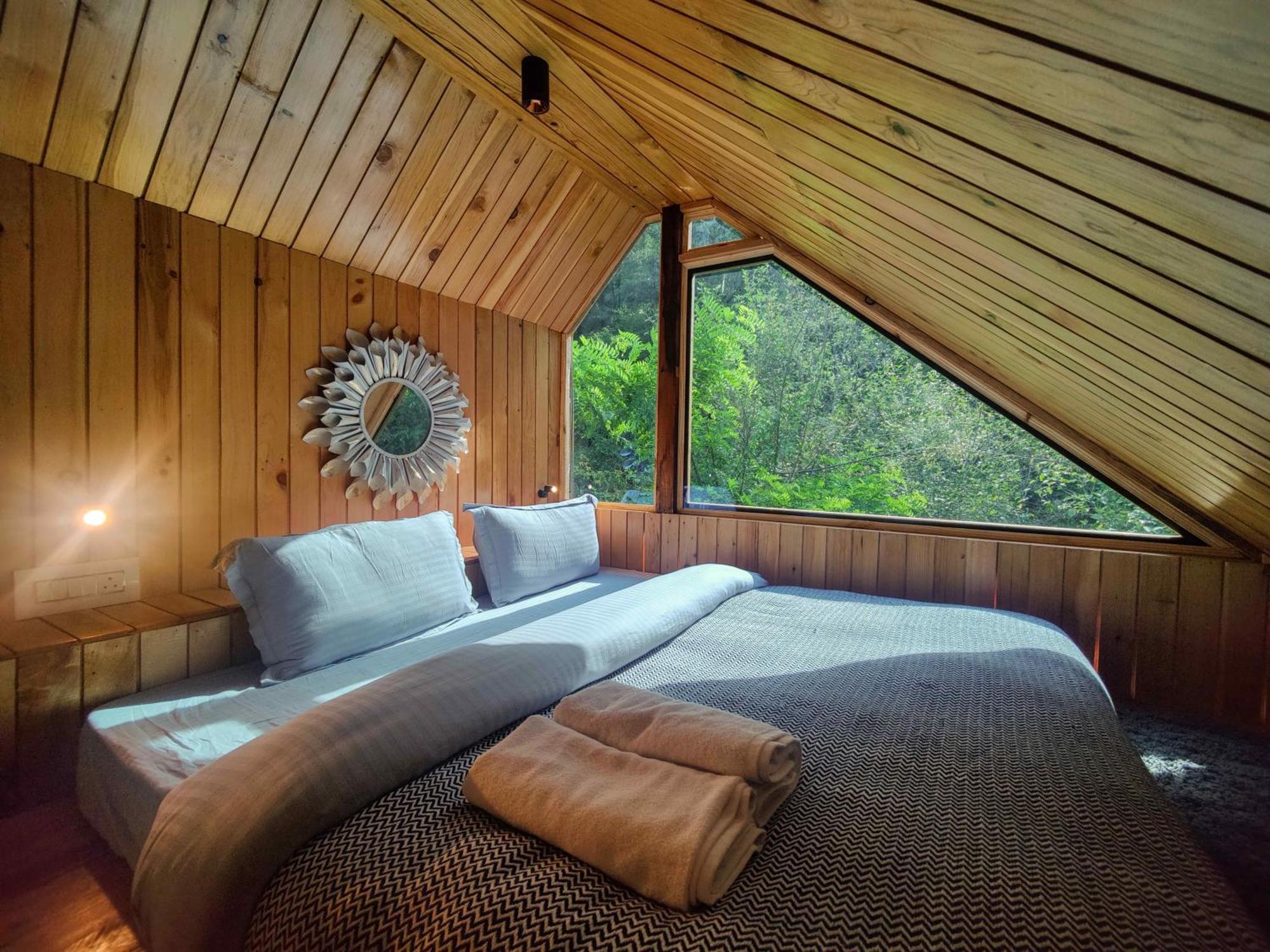 Whoopers Boutique Resort Jibhi Luaran gambar